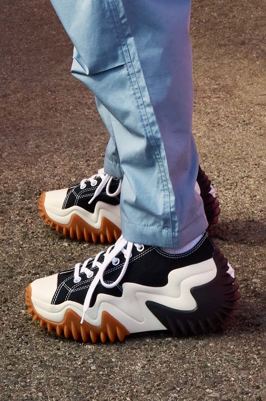 Tenisice Converse Run Star Motion 172895C crna