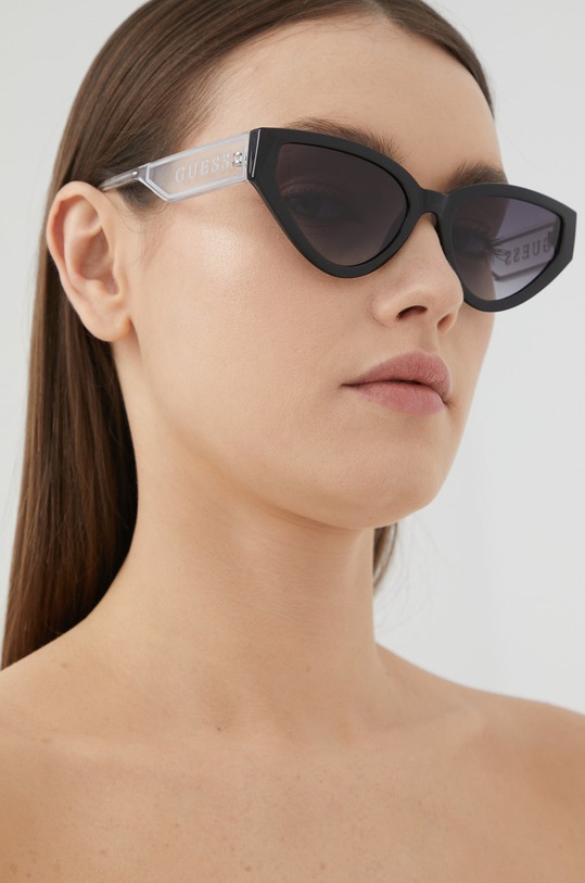 Солнцезащитные очки Guess чёрный GU7819.5601B