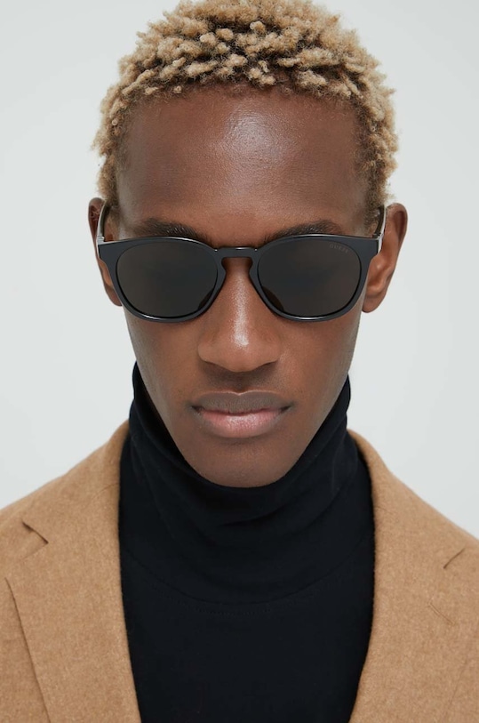 Guess okulary przeciwsłoneczne czarny GU00045.5401N