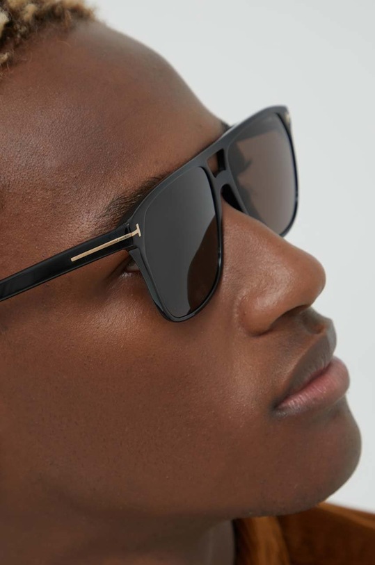 Slnečné okuliare Tom Ford FT0679.5901E