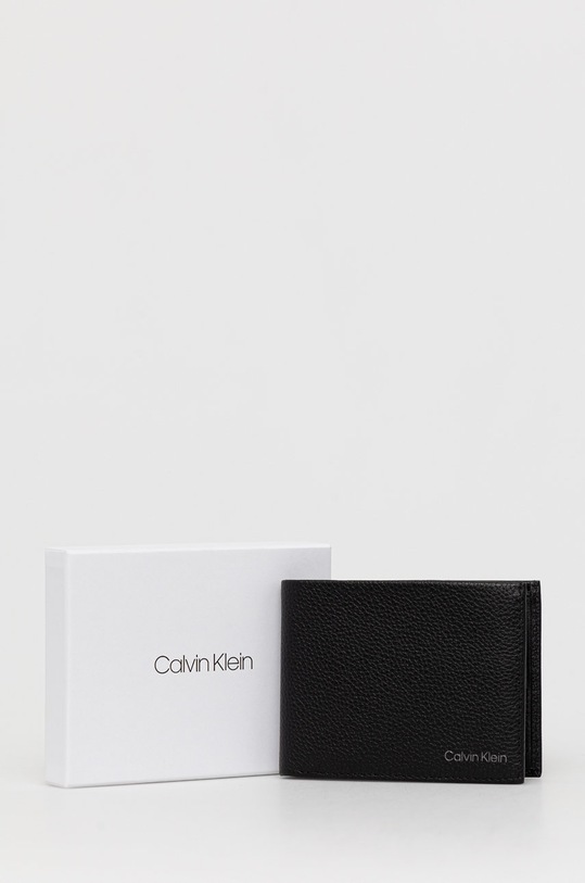 Calvin Klein Portfel skórzany czarny K50K507896.PPYY