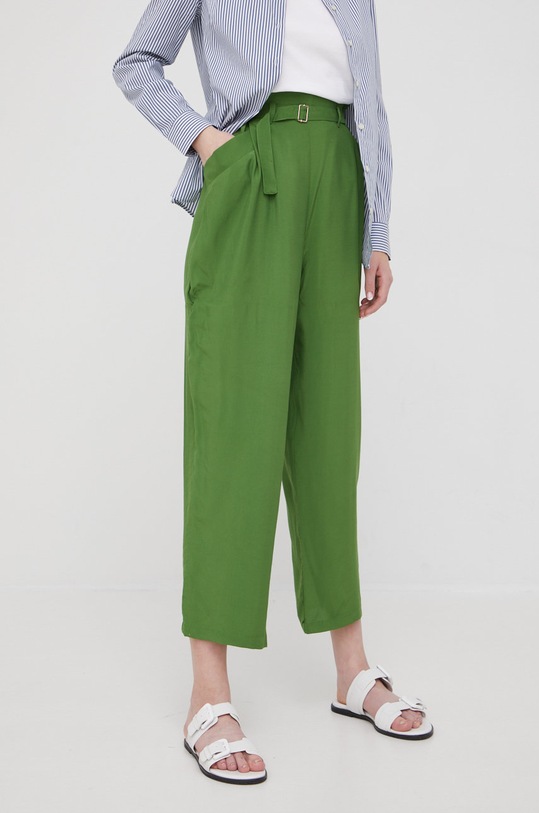 Sisley pantaloni 4B5FLF015.901 verde SS22