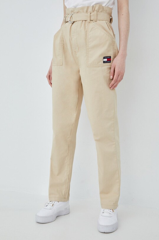 Bavlněné kalhoty Tommy Jeans high béžová DW0DW12156.PPYY