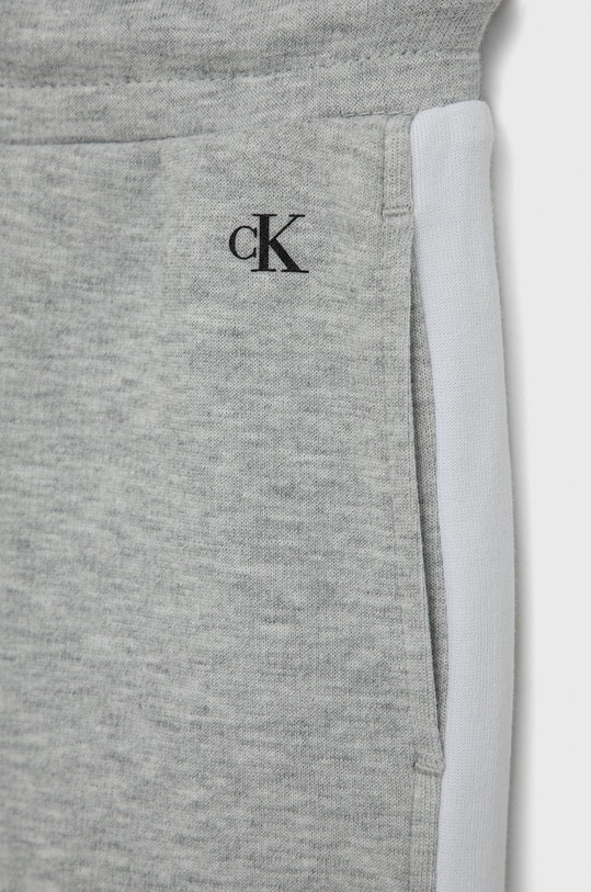 Dziewczynka Calvin Klein Jeans Spodnie dziecięce IG0IG01266.PPYY IG0IG01266.PPYY szary