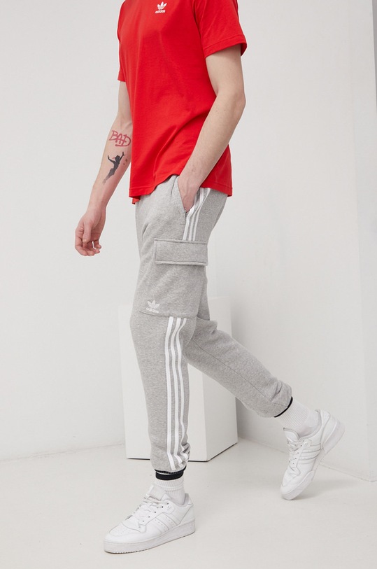 Kalhoty adidas Originals Adicolor HG4827 šedá SS22