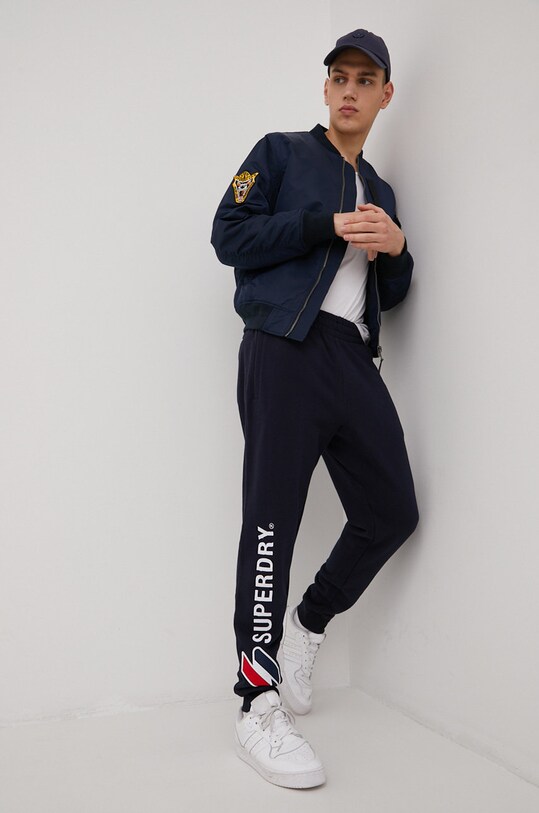 Superdry spodnie dresowe M7010801A.JKE granatowy SS22