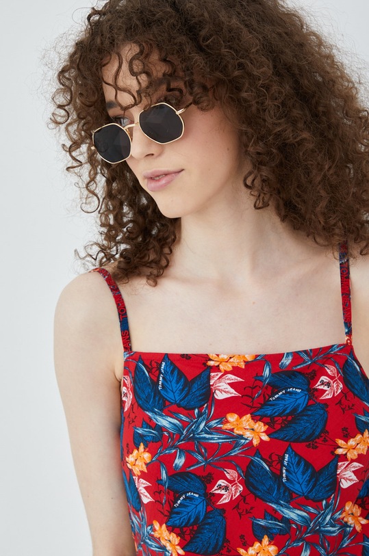 Tommy Jeans sukienka DW0DW12888.PPYY czerwony DW0DW12888.PPYY