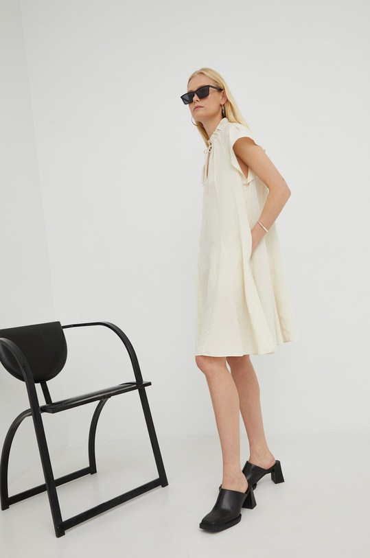 Samsoe Samsoe sukienka casual beżowy F20400287