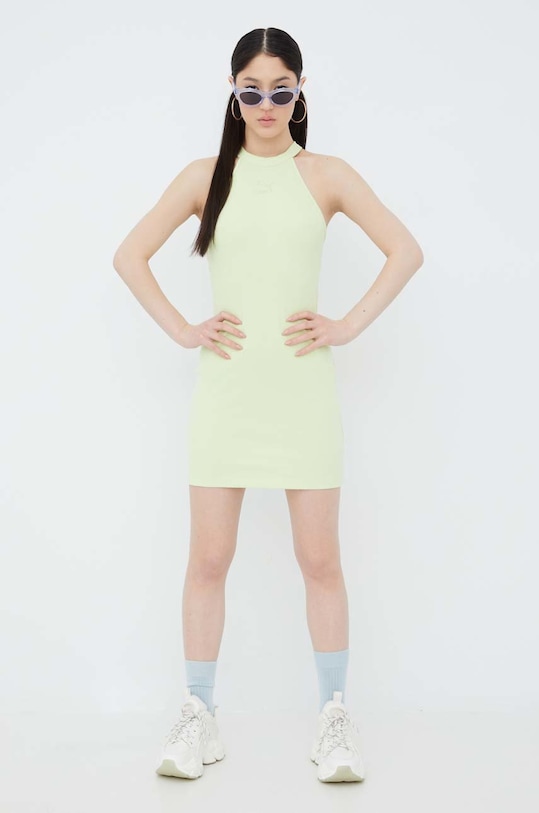 Šaty Puma 533453 s elastanom zelená 533453