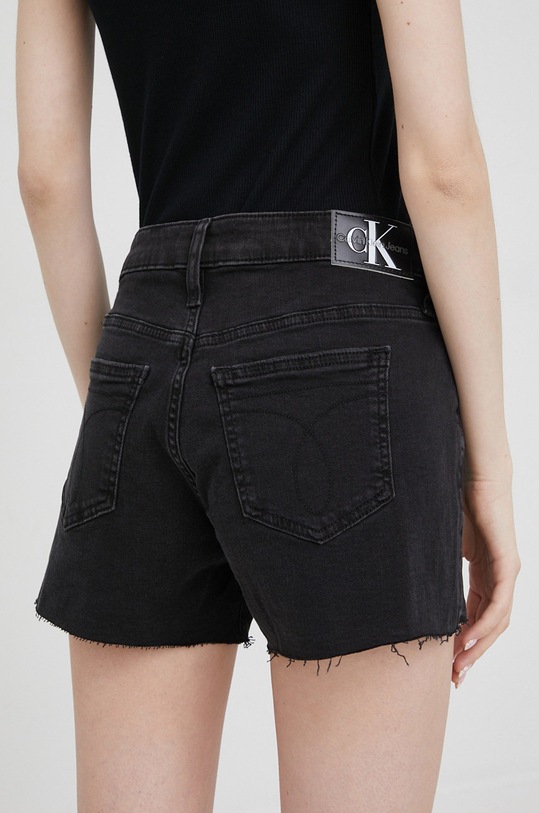 Odzież Calvin Klein Jeans szorty J20J218505.PPYY J20J218505.PPYY czarny