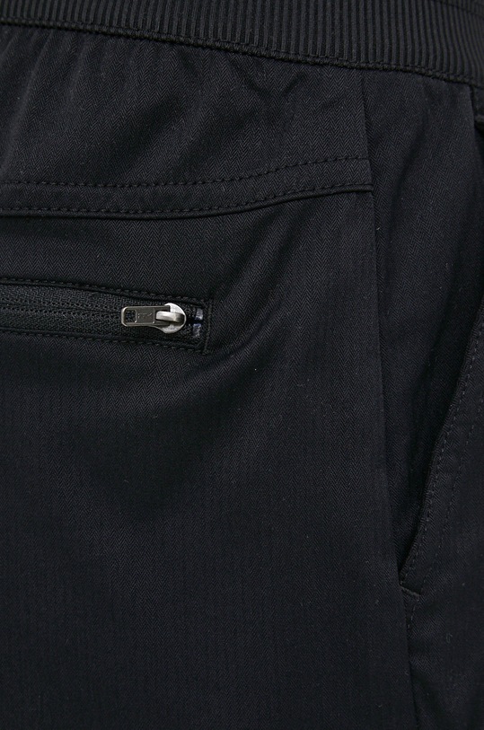 Šortky The North Face NF0A4AQFJK31 čierna