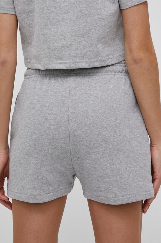 Oblačila Kratke hlače Ellesse SGM14190 siva
