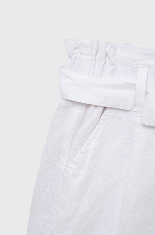 DÍVKA Dětské plátěné šortky United Colors of Benetton 4BE7C9005.G bílá