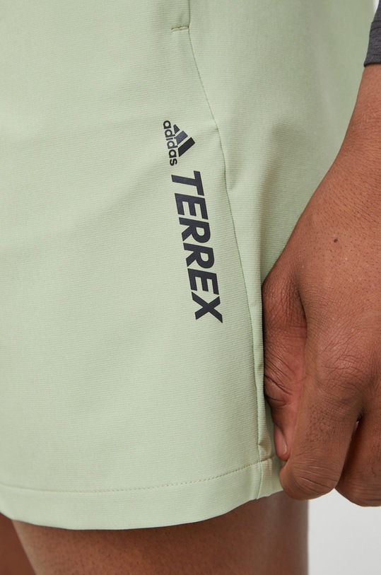 Kratke outdoor hlače adidas TERREX Liteflex zelena H51496