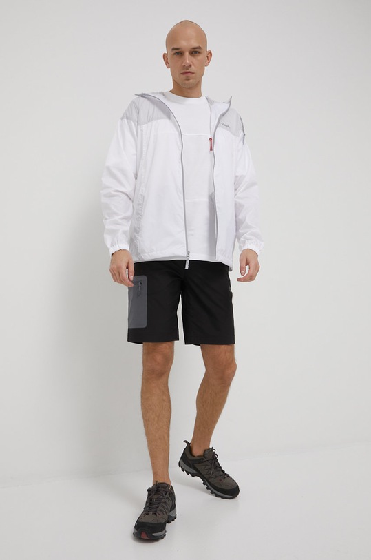 Σορτς εξωτερικού χώρου Jack Wolfskin Active Track 1503791.6000 μαύρο SS23