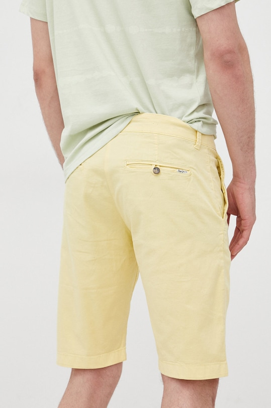 Kraťasy Pepe Jeans Mc Queen Short žlutá PM800938C75.022