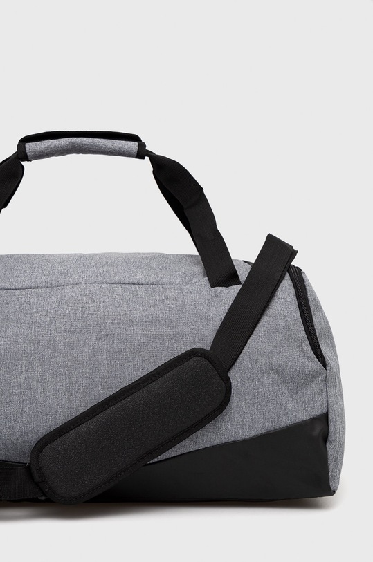 Doplnky Športová taška Under Armour Undeniable 5.0 1369222 sivá