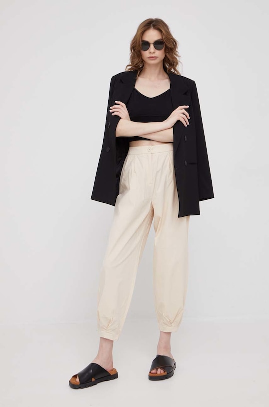 Top Sisley 11APLH002.100 crna SS22