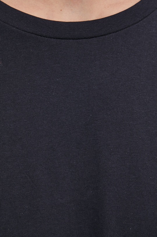Bombažen t-shirt Lindbergh 30.400198.BLACK črna