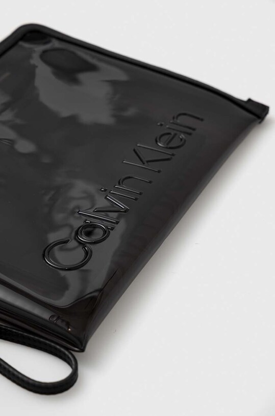 Kozmetična torbica Calvin Klein Prijazno od planeta črna K60K610666.PPYX