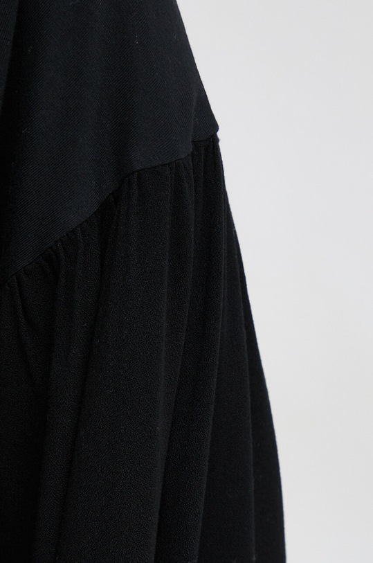 Halenka Deha D83541.10009 černá