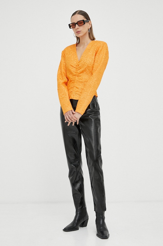 Blúzka Gestuz 10906935 oranžová SS23