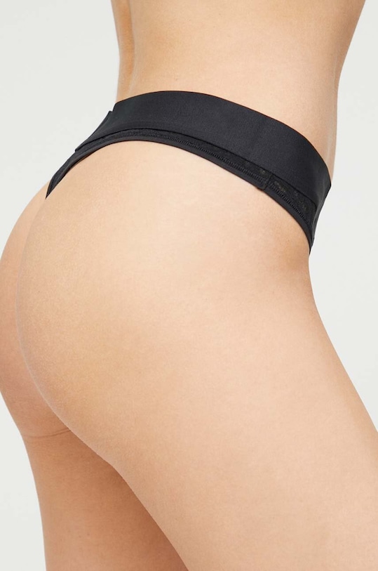 Tangá Calvin Klein Underwear 000QF7287E.PPYX čierna AW23