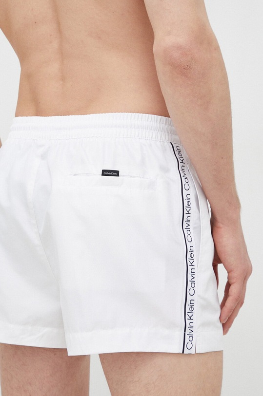 Odzież Calvin Klein szorty kąpielowe KM0KM00811.PPYX biały
