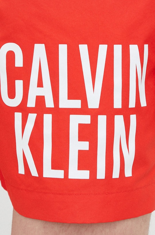 Plavkové šortky Calvin Klein červená KM0KM00794.PPYX