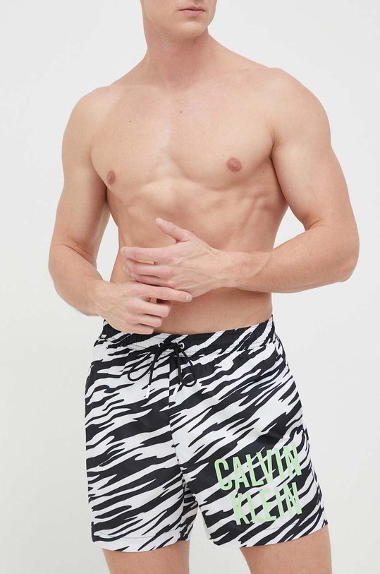Calvin Klein szorty kąpielowe KM0KM00795.PPYX czarny SS23