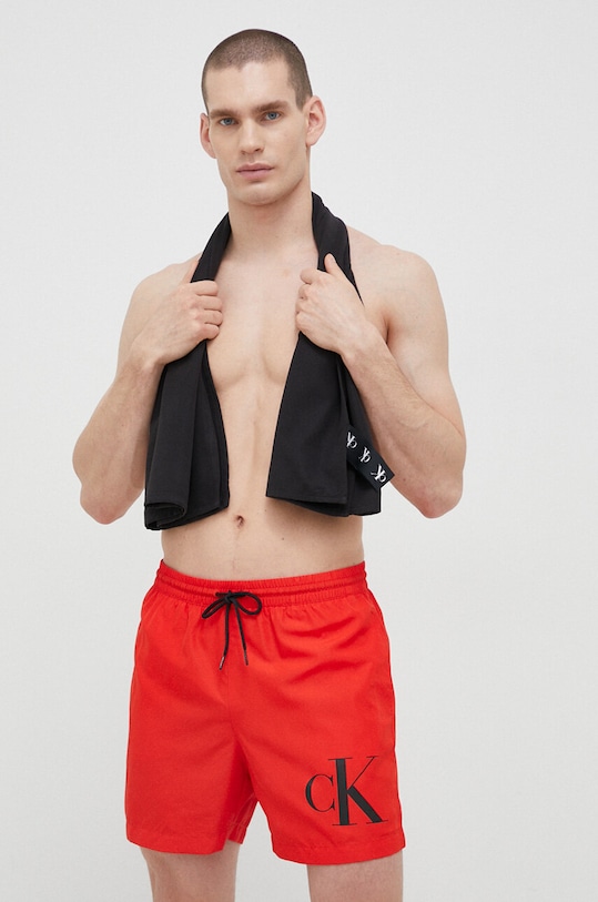 Plavkové šortky Calvin Klein potisk červená KM0KM00849.PPYX