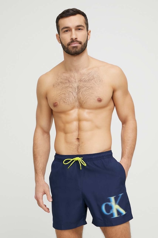 Plavkové šortky Calvin Klein KM0KM00800.PPYX námořnická modř SS23