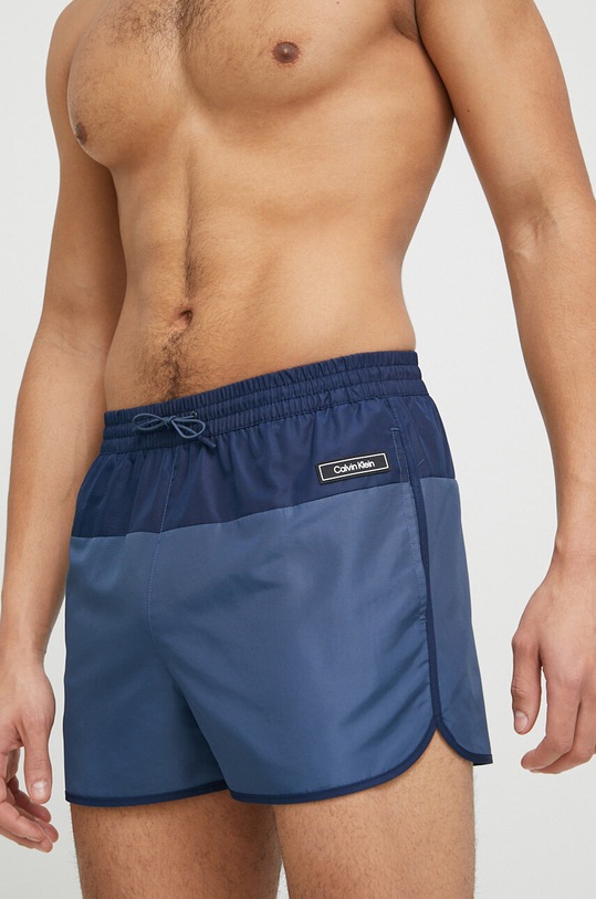 Calvin Klein szorty kąpielowe Planet friendly granatowy KM0KM00816.PPYX
