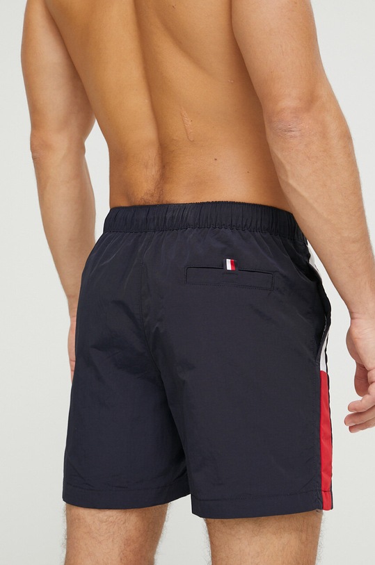 Odzież Tommy Hilfiger szorty kąpielowe UM0UM02730.PPYX granatowy