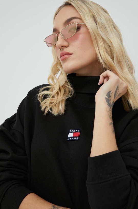 bombažen pulover Tommy Jeans črna DW0DW14855.PPYX