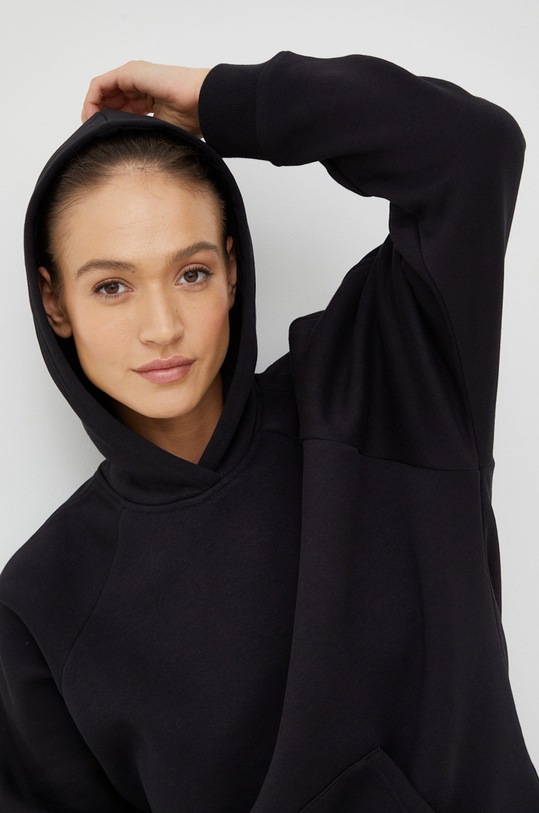 Μπλούζα adidas μαύρο HC8823