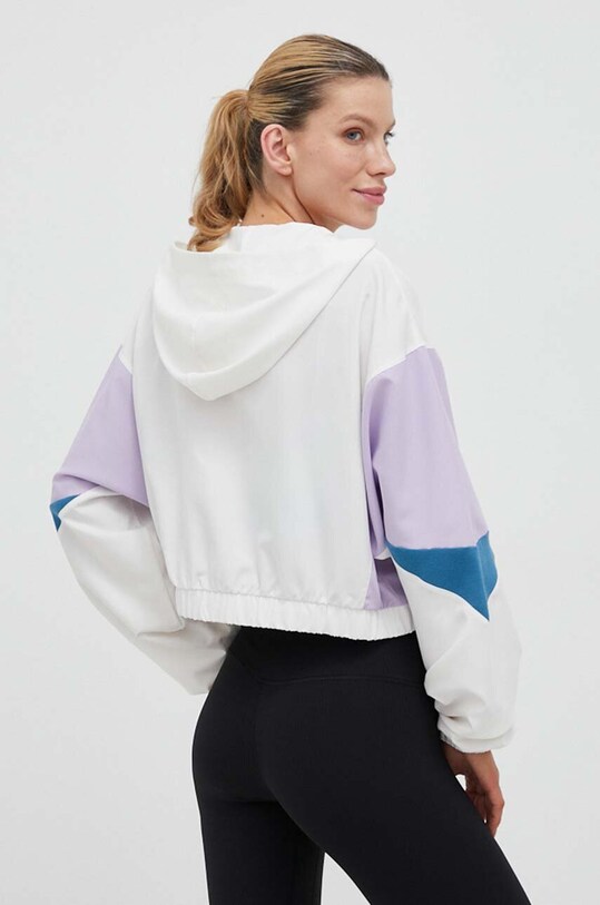 Одежда Куртка Reebok Classic IC2584 белый