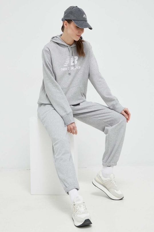 Mikina New Balance WT31533AG sivá SS23