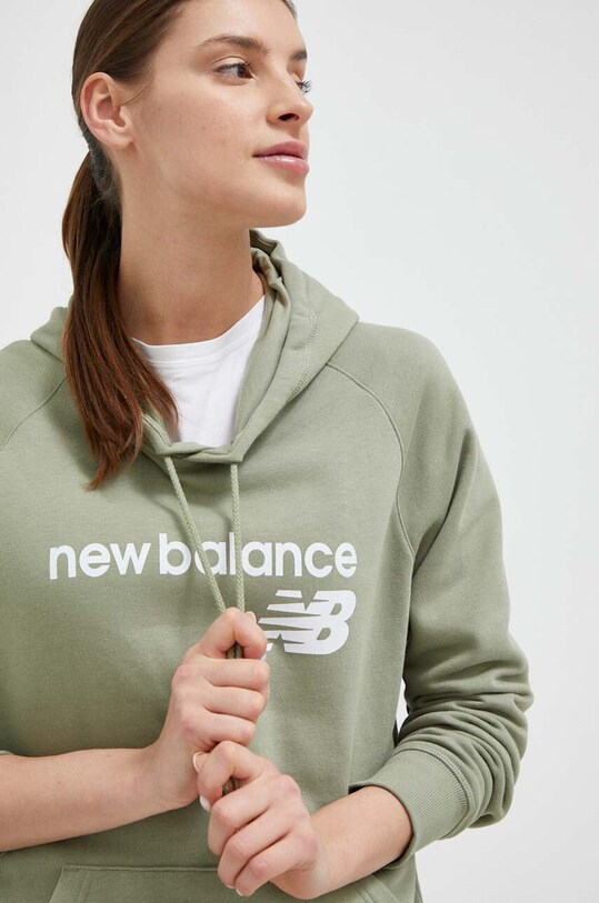 Суичър New Balance WT03810OLF зелен