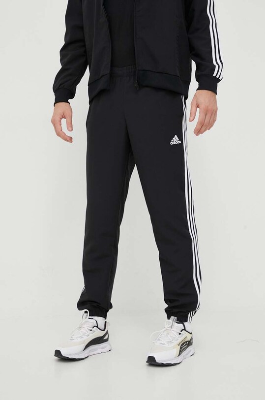 Спортивний костюм adidas IC6750 чорний