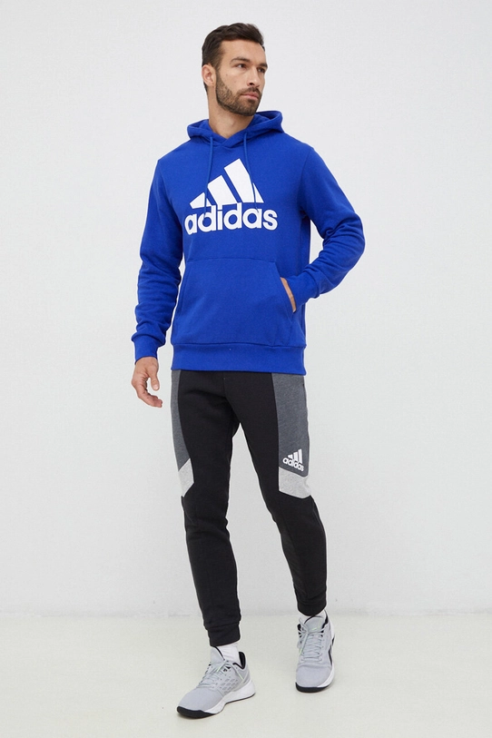 Bavlnená mikina adidas IC9366 modrá SS23