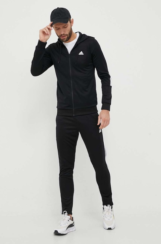 adidas melegítő szett aplikációval fekete IC6767