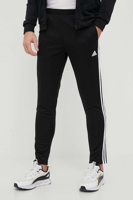 adidas melegítő szett fekete IC6767