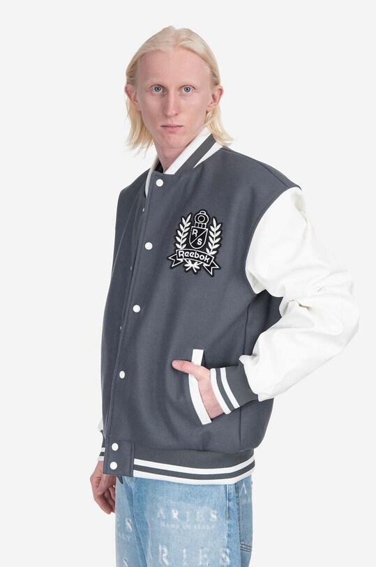 Куртка-бомбер с примесью шерсти Reebok Classic Res V Jacket HS7142