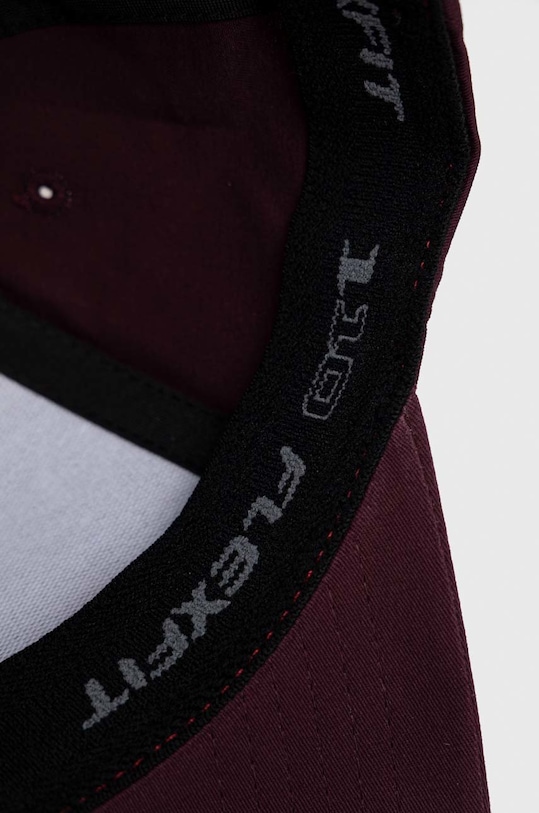 Šiltovka Levi's fialová D7076.0009