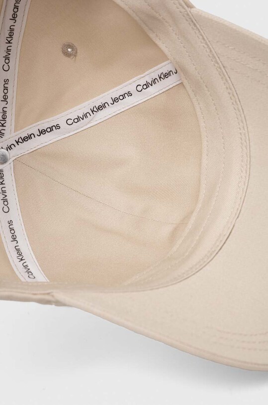 Calvin Klein Jeans czapka z daszkiem bawełniana K50K510062.PPYX beżowy
