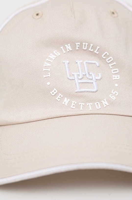 Bavlněná baseballová čepice United Colors of Benetton 6G1PUA00G.77T béžová SS23