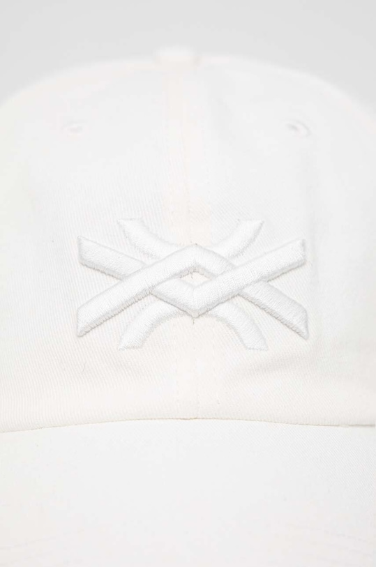 United Colors of Benetton czapka z daszkiem bawełniana 6G1PU41OS.701 biały SS23