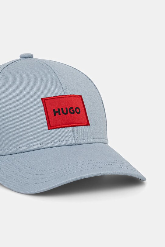 Памучна шапка с козирка HUGO 50492745 син AA00