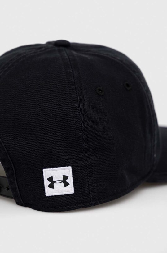 Under Armour czapka z daszkiem 1376703 czarny SS23